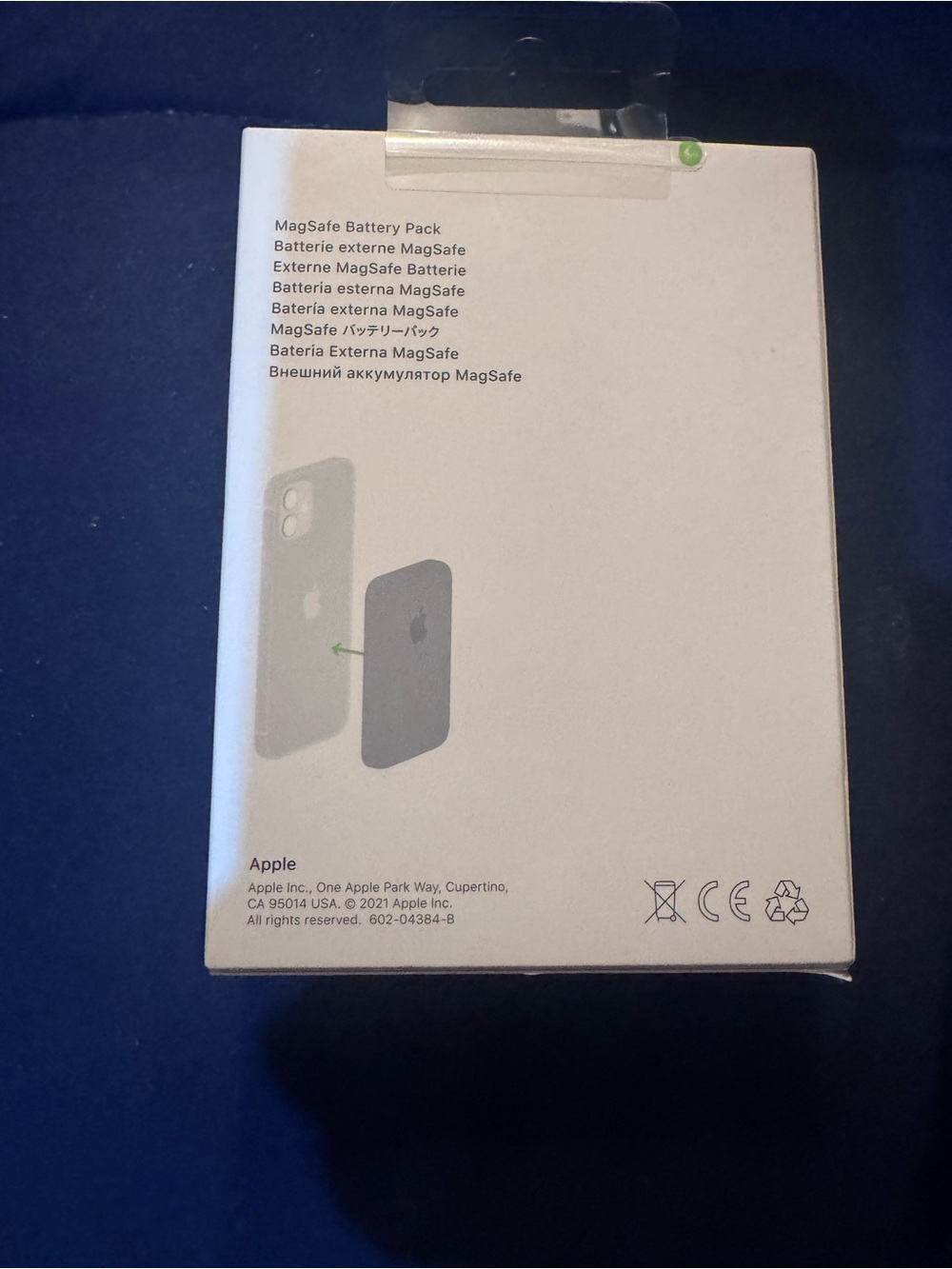 Apple iPhone MagSafe Battery Pack - White - Picture 2 of 3